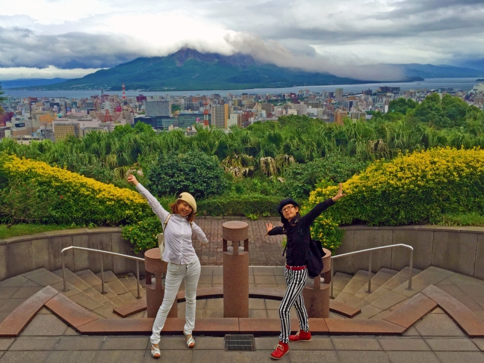 長島美術館からの眺め 台風前の鹿児島市内と桜島